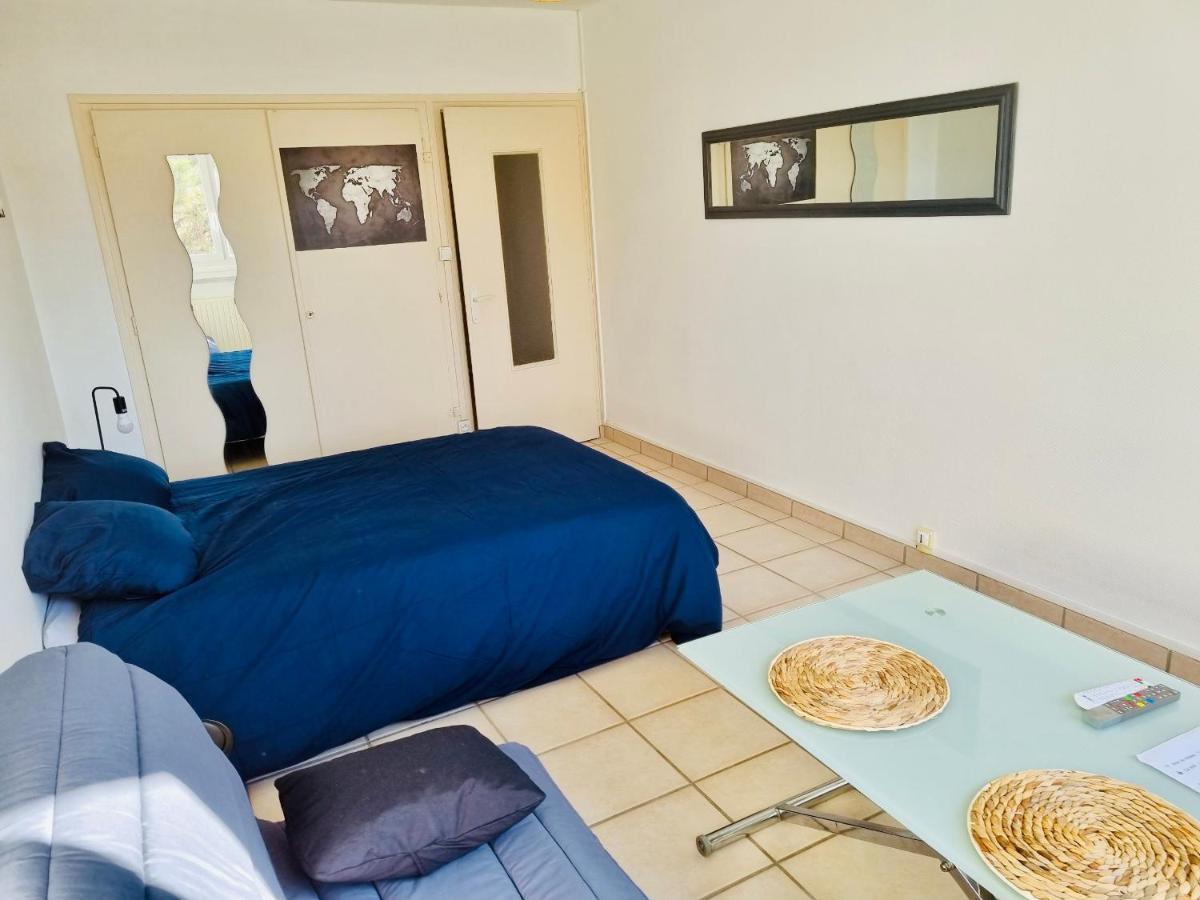 Entree Autonome 24H Sur 24H Chalon Centre Ville Apartment Luaran gambar